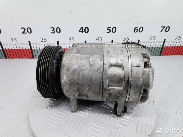 Компрессор кондиционера для Volkswagen Golf 4