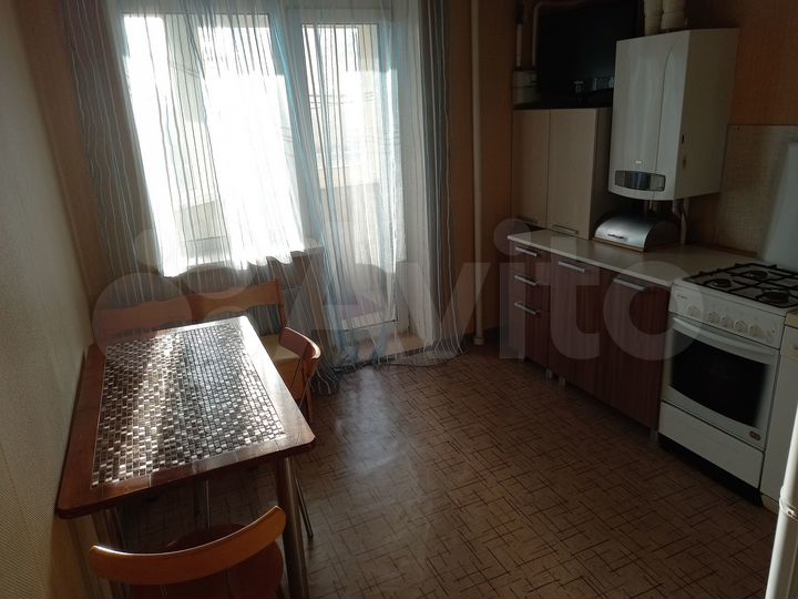 1-к. квартира, 42 м², 7/10 эт.