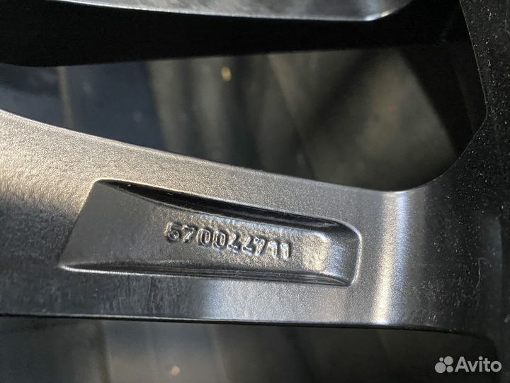 Оригинальные колеса Maserati Levante R21