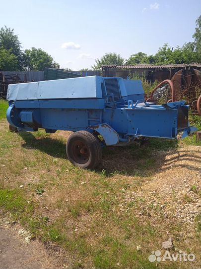 Пресс-подборщик Fortschritt К-453, 1992