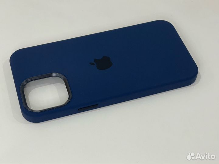 Силиконовый чехол анимация iPhone 12