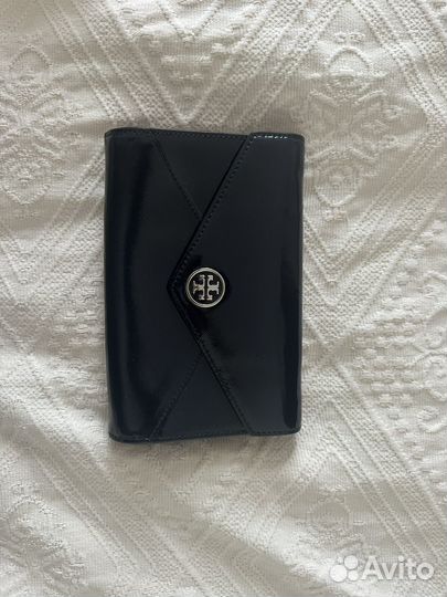 Темно синий клатч Tory Burch