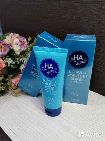 Пенка для умывания С гиалуроновой кислотой