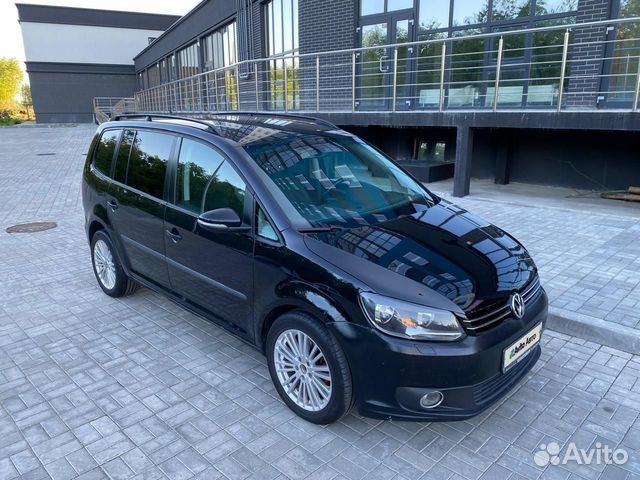 Volkswagen Touran 1.4 AMT, 2012, 250 000 км с пробегом, цена 800000 руб.