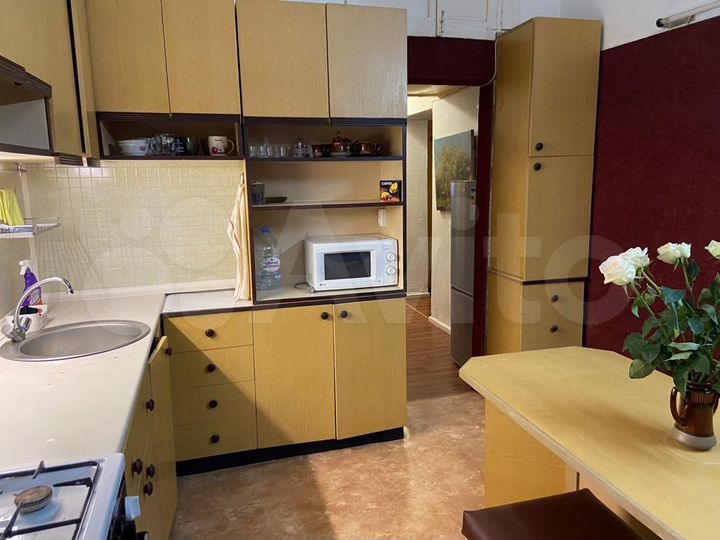 2-к. квартира, 62,8 м², 1/3 эт.