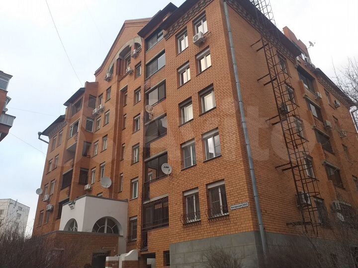 7-к. квартира, 207,1 м², 4/7 эт.