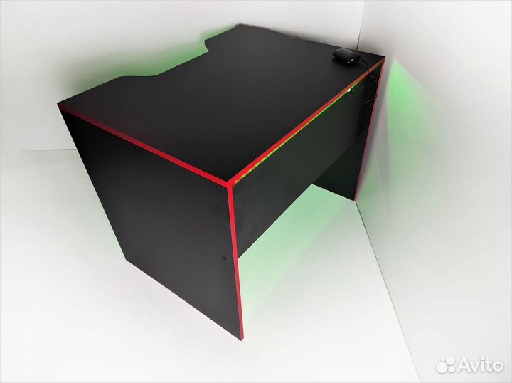 Компьютерный стол Лайтокс