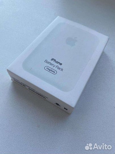 Apple MagSafe battery Pack