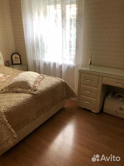 Спальный гарнитур с матрасом