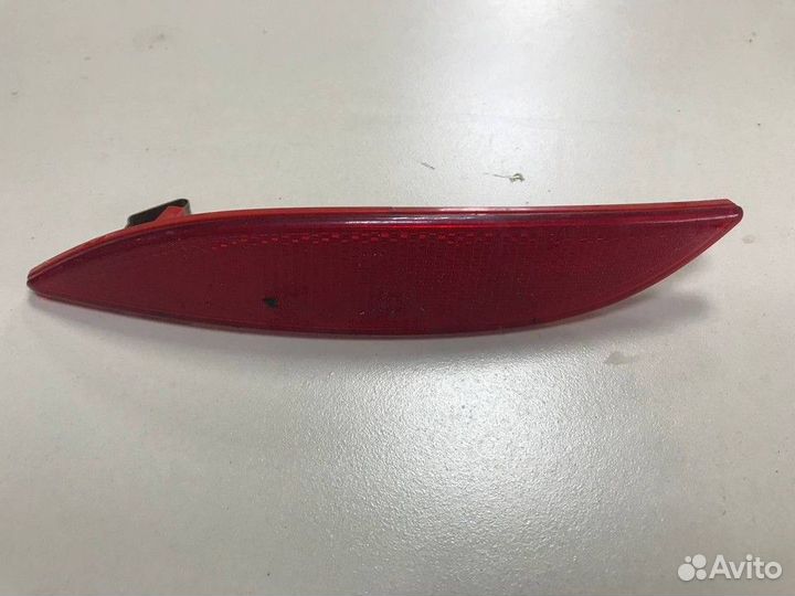 Светоотражатель в бампер задний левый