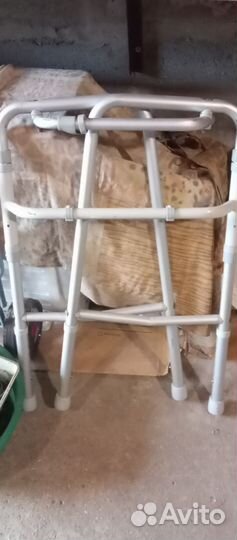 Ходунки для взрослых