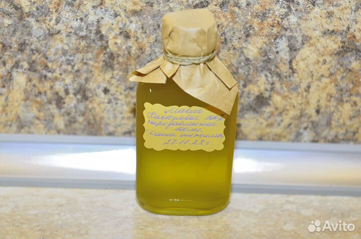 Сыродавленное масло из Клещевины. Касторовое масло