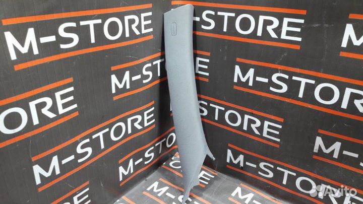 Обшивка стойки передняя правая Volkswagen Touareg