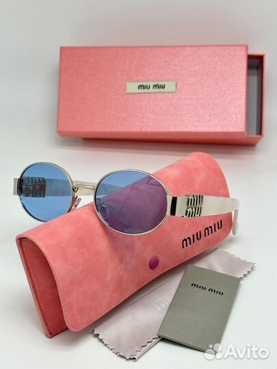 Солнцезащитные очки женские Miu Miu