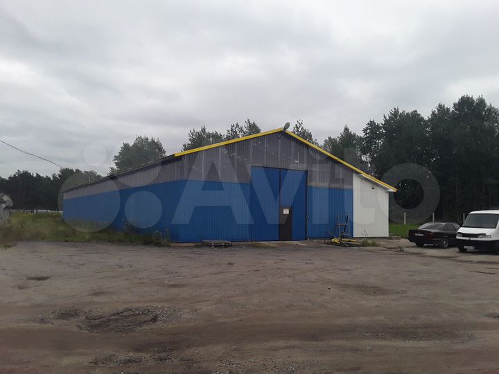 Помещение свободного назначения, 700 м²