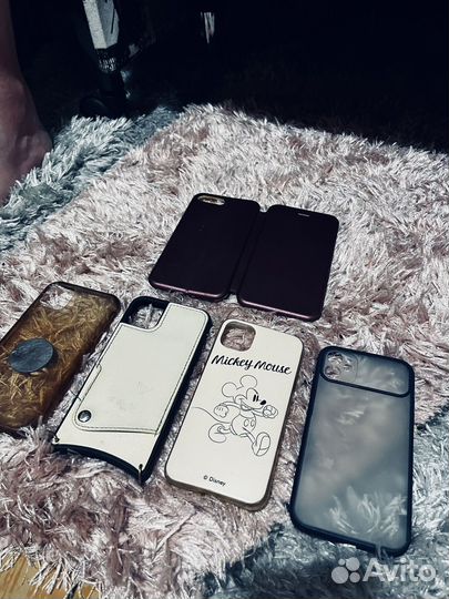 Чехлы на телефон iPhone 11