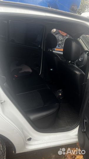 Renault Sandero 1.6 AT, 2011, 109 000 км