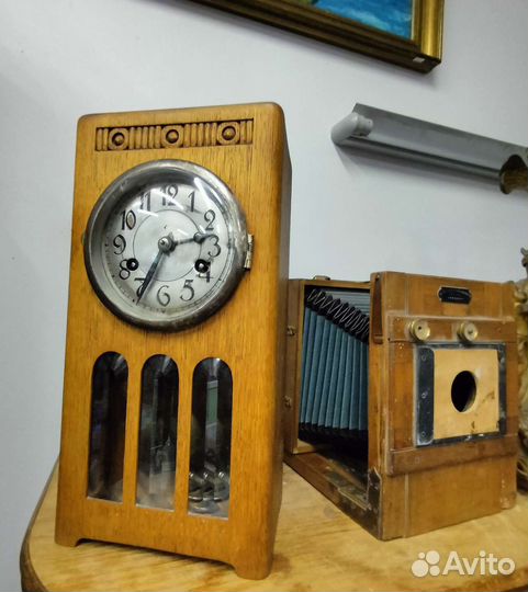 Часы настольные и настенные Германия