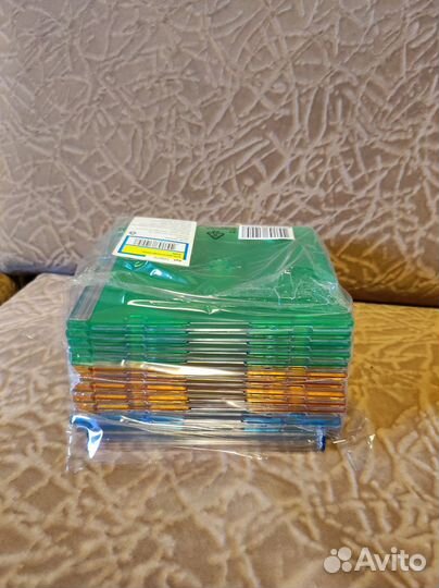 Диски DVD+R и диски CD-RW чистые