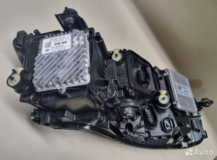 Фара левая передняя VW touareg III