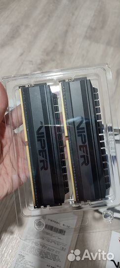 Оперативная память Patriot Viper 4 Blackout 16 гб