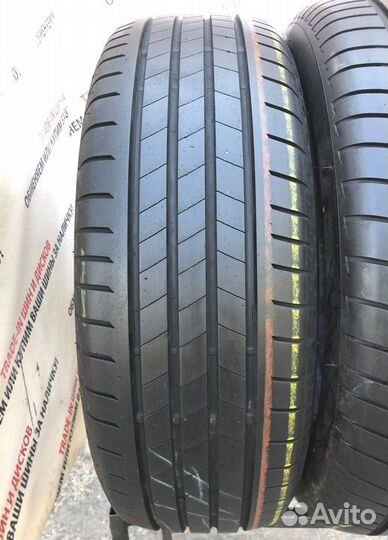 Bridgestone Turanza T005 215/60 R17