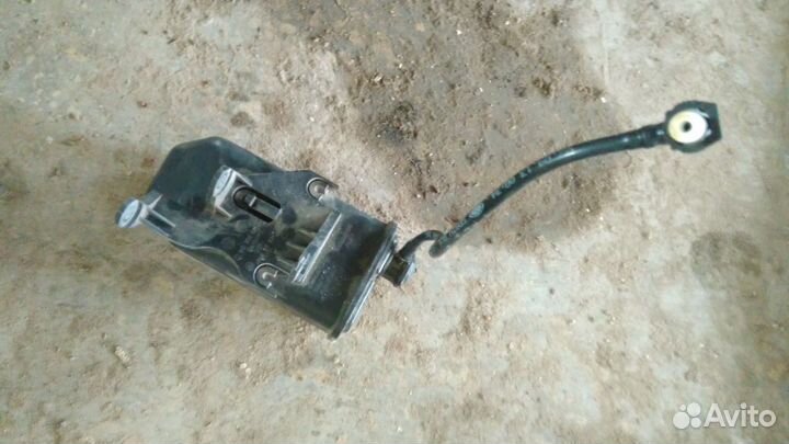 Угольный фильтр абсорбера Фольксваген гольф плюс