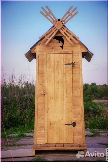 Дачный туалет деревянный KEY674