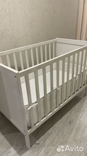 Детская кроватка IKEA с матрасом