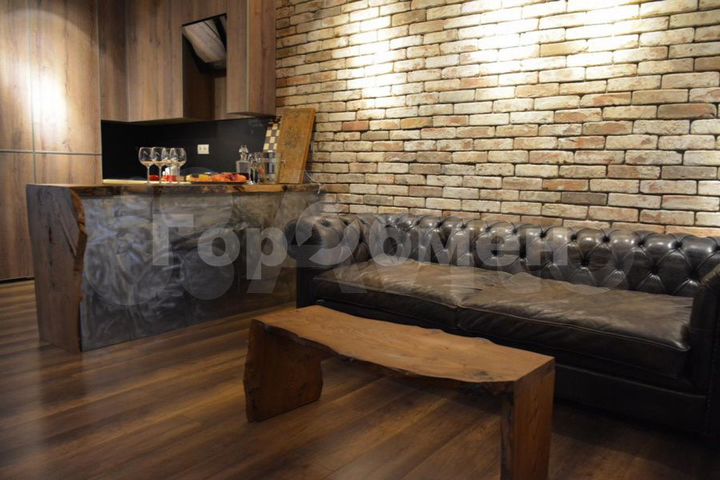 2-к. квартира, 75 м², 1/4 эт.