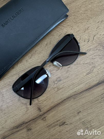 Солнцезащитные очки ysl saint laurent