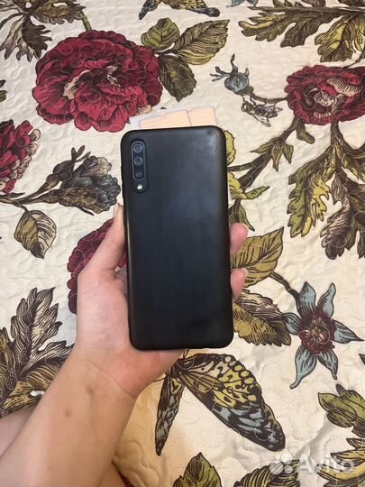 Samsung Galaxy A50, 4/64 ГБ