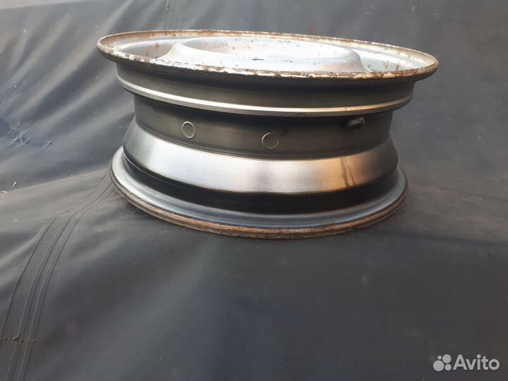 Диск r14 nissan 4 x 114,3 цо 66,1