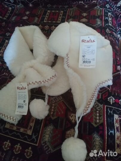 Комплект шапка и шарф из овечьей шерсти