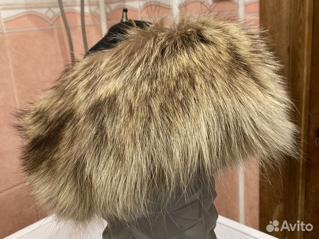 Шапка меховая енот
