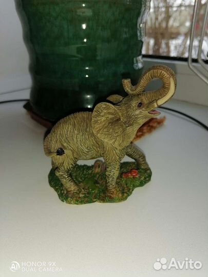 Слон статуэтка