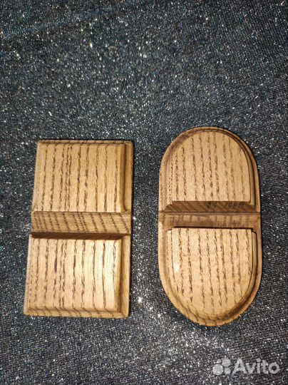 Подставка для телефона из дерева