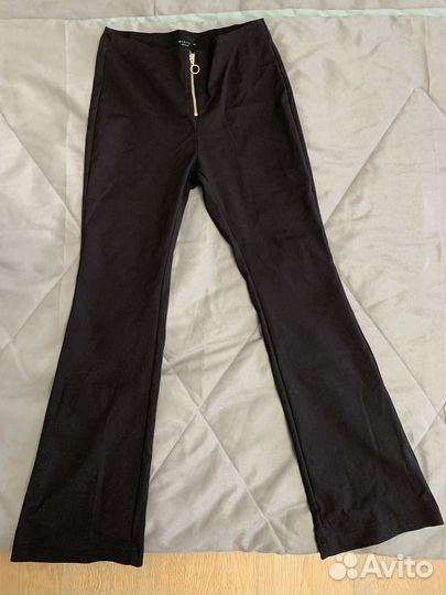 Брюки черные