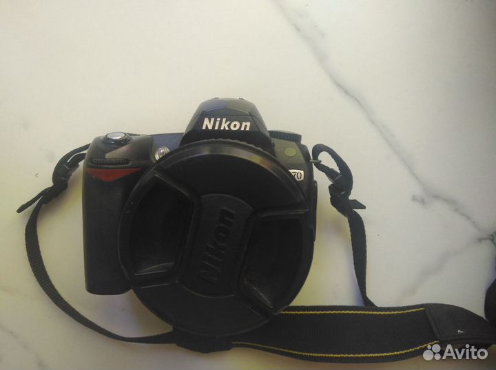 Nikon D70s kit с Nikkor AF-S 18-70 mm 3,5-4,5 G ED