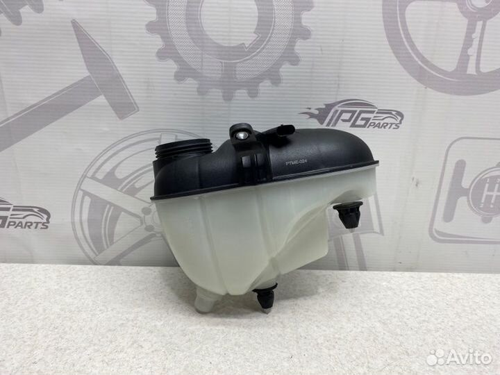 Расширительный бачок Mercedes S W222 A2225000949