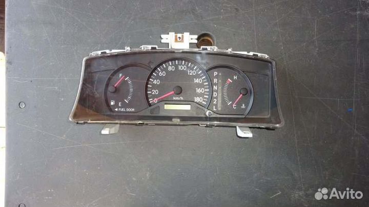 Щиток приборов Toyota Corolla Spacio NZE121 1NZ-FE