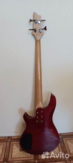 Бас гитара schecter