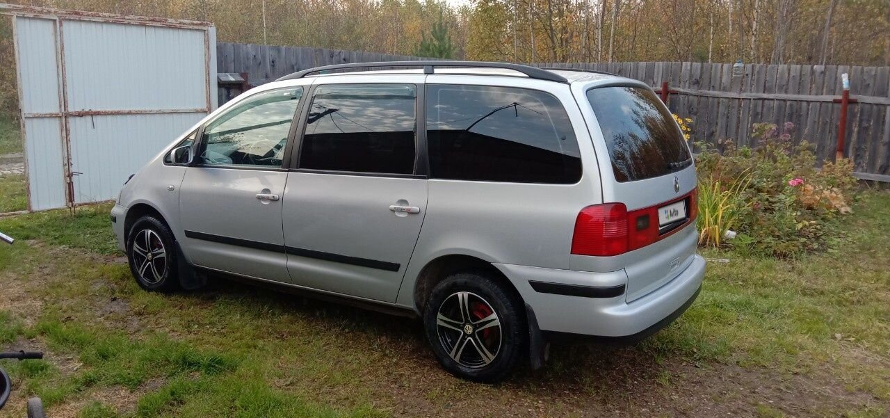 Volkswagen Sharan: фото владельца