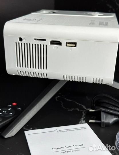 Проектор М8