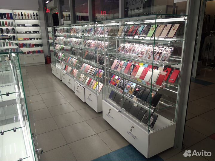 Торговая витрина для смартфонов и аксессуаров