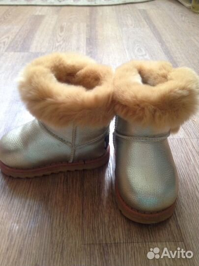 Сапожки для девочки