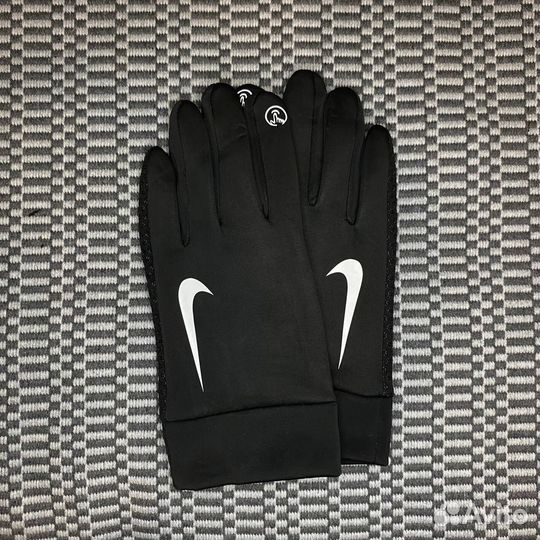 Перчатки nike