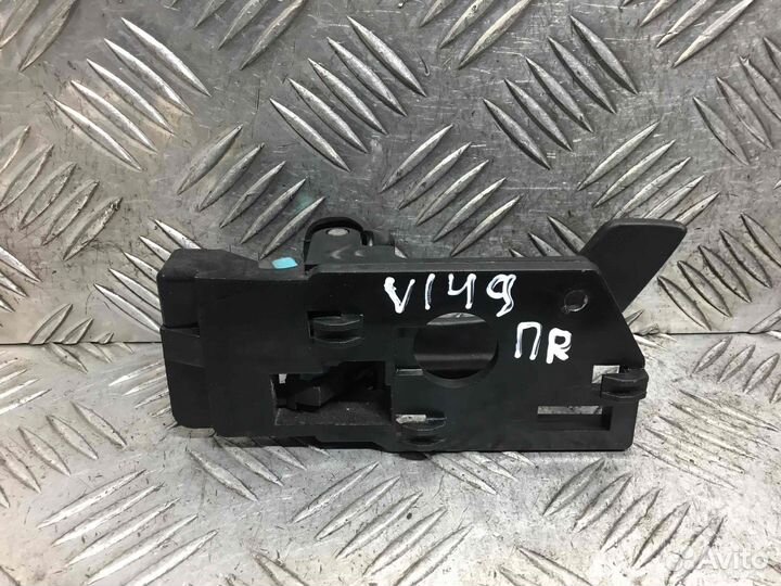 Ручка внутренняя передняя правая Hyundai Coupe 826202c000 G4GC