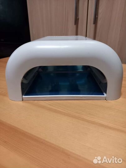 Лампа для ногтей