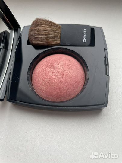 Румяна chanel 55 in love